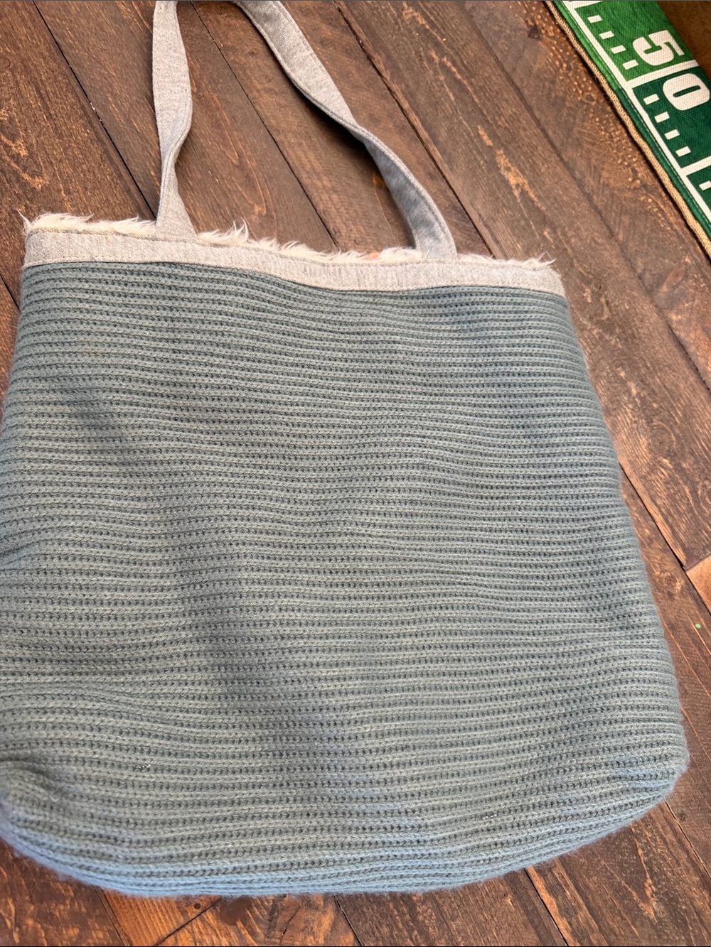 Fuzzy Nation Vintage Y2K Chihuahua Iridescent Sage Green Knit Shoulder Tote Bag - Picture 5 of 11